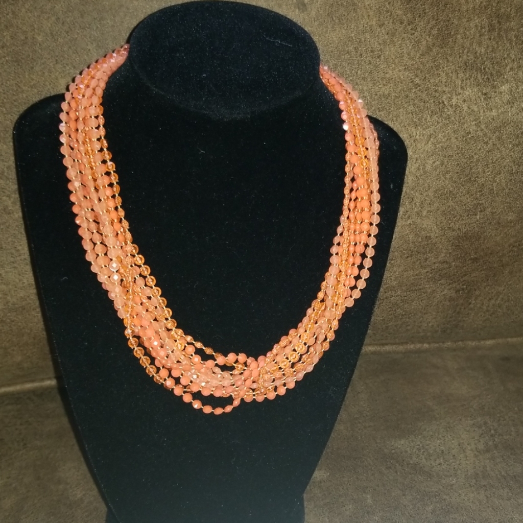 Coral Beads Vintage Costume 6$